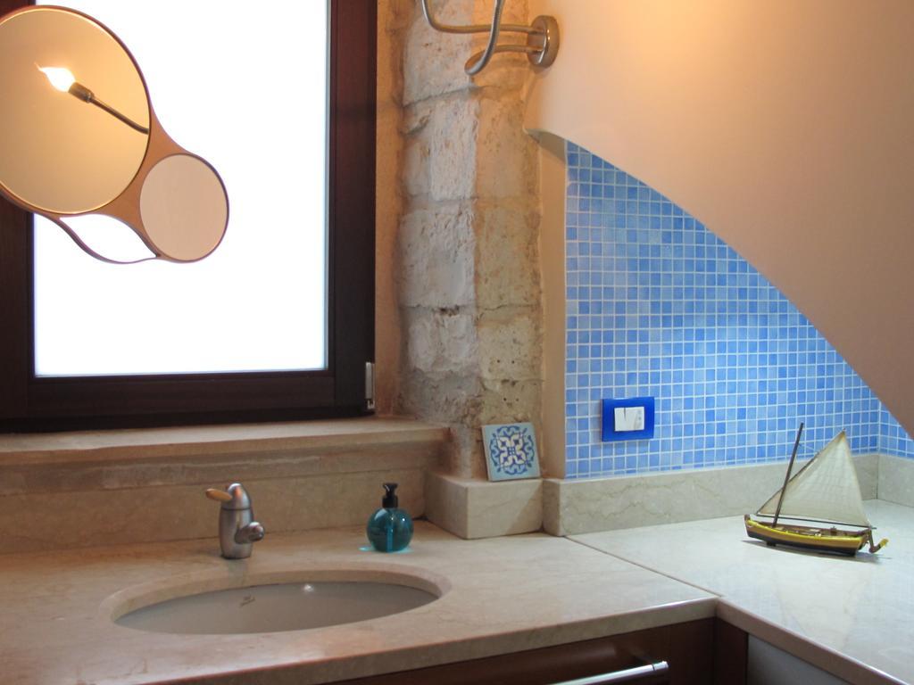 Casa Torre Di Mactheus Petraro Apartment Giovinazzo Room photo