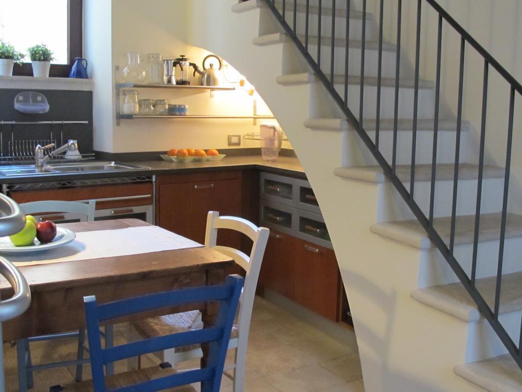 Casa Torre Di Mactheus Petraro Apartment Giovinazzo Room photo
